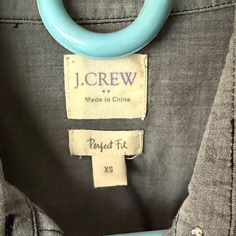 J. Crew Women’s Button Down Shirt - Picture 2 of 3
